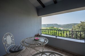 Outdoor dining - Harmony House Vito, Lopar, Croatia (Lopar)