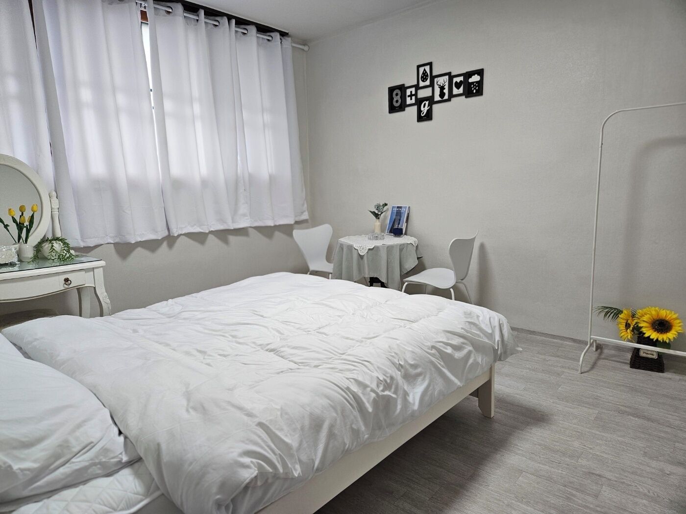 2 habitaciones, tabla de planchar con plancha y wifi gratis 