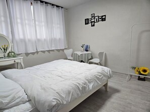 2 soverom, strykejern/-brett, wi-fi (inkludert) og sengetøy