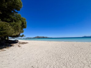 Beach - Villa Laura in Alcudia by Mallorca Infinity (Platja De Alcudia (Urbanitzacio))