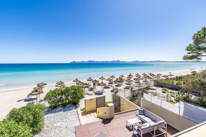 Property grounds - Villa Laura in Alcudia by Mallorca Infinity (Platja De Alcudia (Urbanitzacio))
