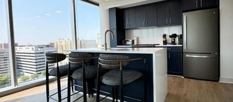 Luxurious Retreat Prime Location