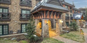 Exterior - Luxury 4 Bedroom Condo in Vail Village - Mountain View Residences (Vail)