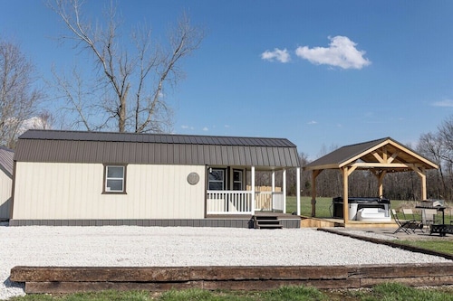 Hillenbrand Hideaway