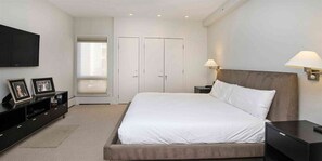 Exterior - Convenient 2BR Condo in Lionshead Village at the Eagle Bahn Gondola (Vail)