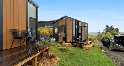 Bacardi Heights Waikaia by Tiny Away