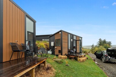 Bacardi Heights Waikaia by Tiny Away