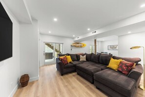 スマートテレビ、暖炉