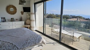 6 bedrooms, free WiFi