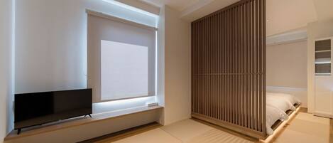 2 bedrooms, desk, free WiFi, bed sheets