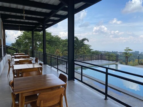 Tebing View Glamping, Azana Hotel Collection