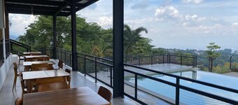 Tebing View Glamping, Azana Hotel Collection