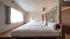 1 bedroom, desk, free WiFi, bed sheets