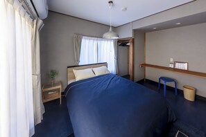 3 bedrooms, desk, free WiFi, bed sheets