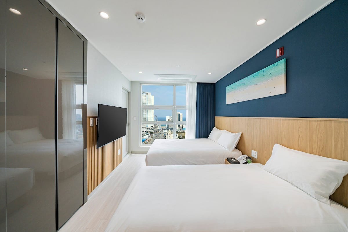 1 Schlafzimmer, Allergikerbettwaren, Verdunkelungsvorhänge