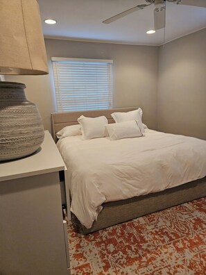 2 bedrooms, WiFi, bed sheets