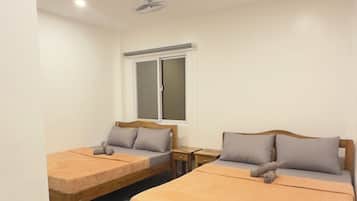 Comfort-Zimmer, Nichtraucher, Balkon | Schreibtisch, Bügeleisen/Bügelbrett, kostenloses WLAN