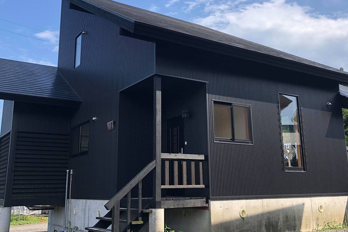 Casa de estilo japonés, 3 habitaciones, se aceptan mascotas | Escritorio, wifi gratis, ropa de cama y acceso para silla de ruedas