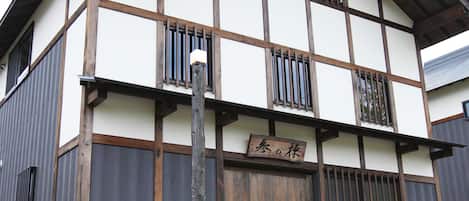 Tavanomainen talo, 3 makuuhuonetta | Työpöytä, ilmainen Wi-Fi, vuodevaatteet, pääsy pyörätuolilla