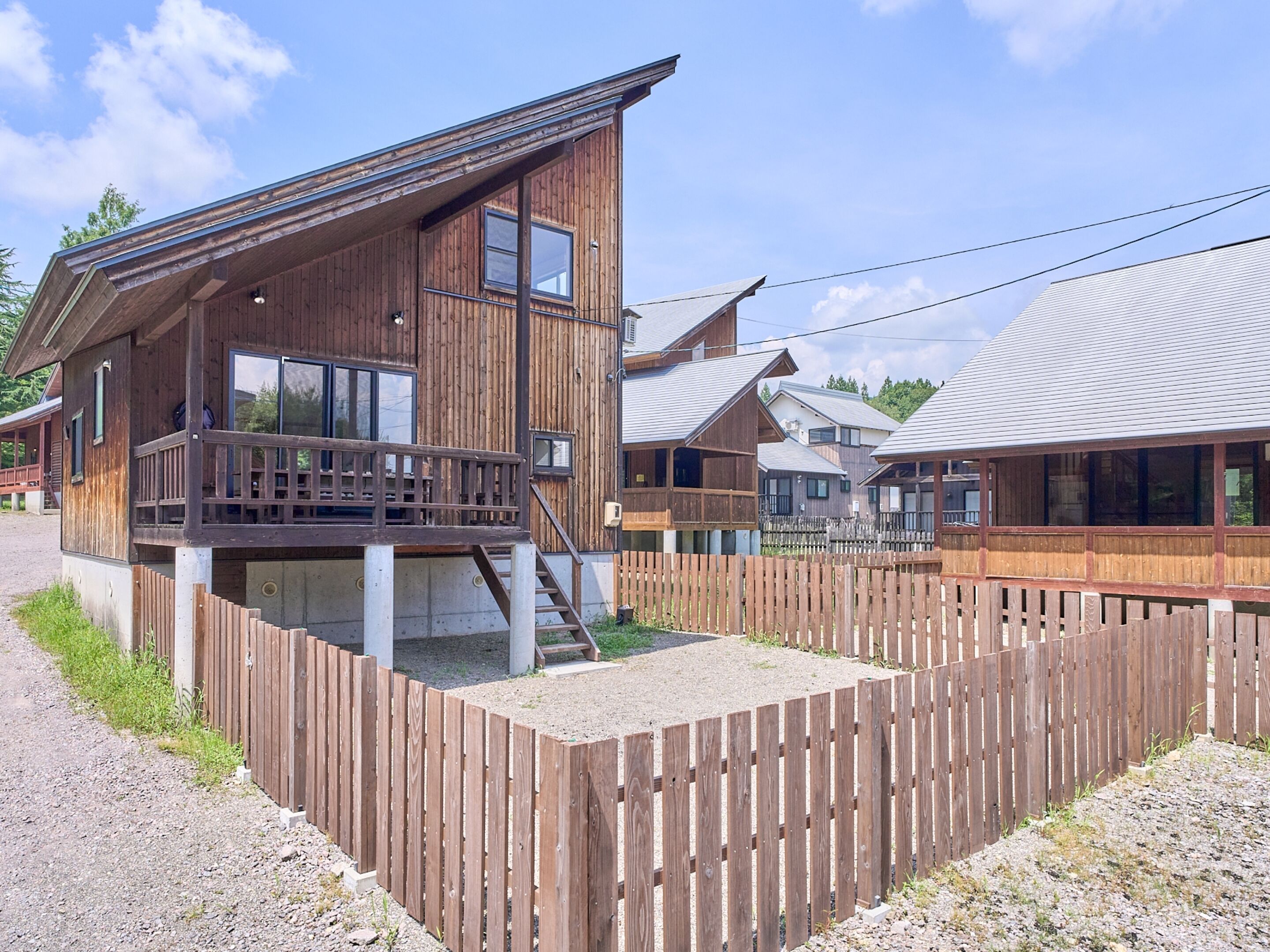 Bureau, Wi-Fi gratuit, draps fournis