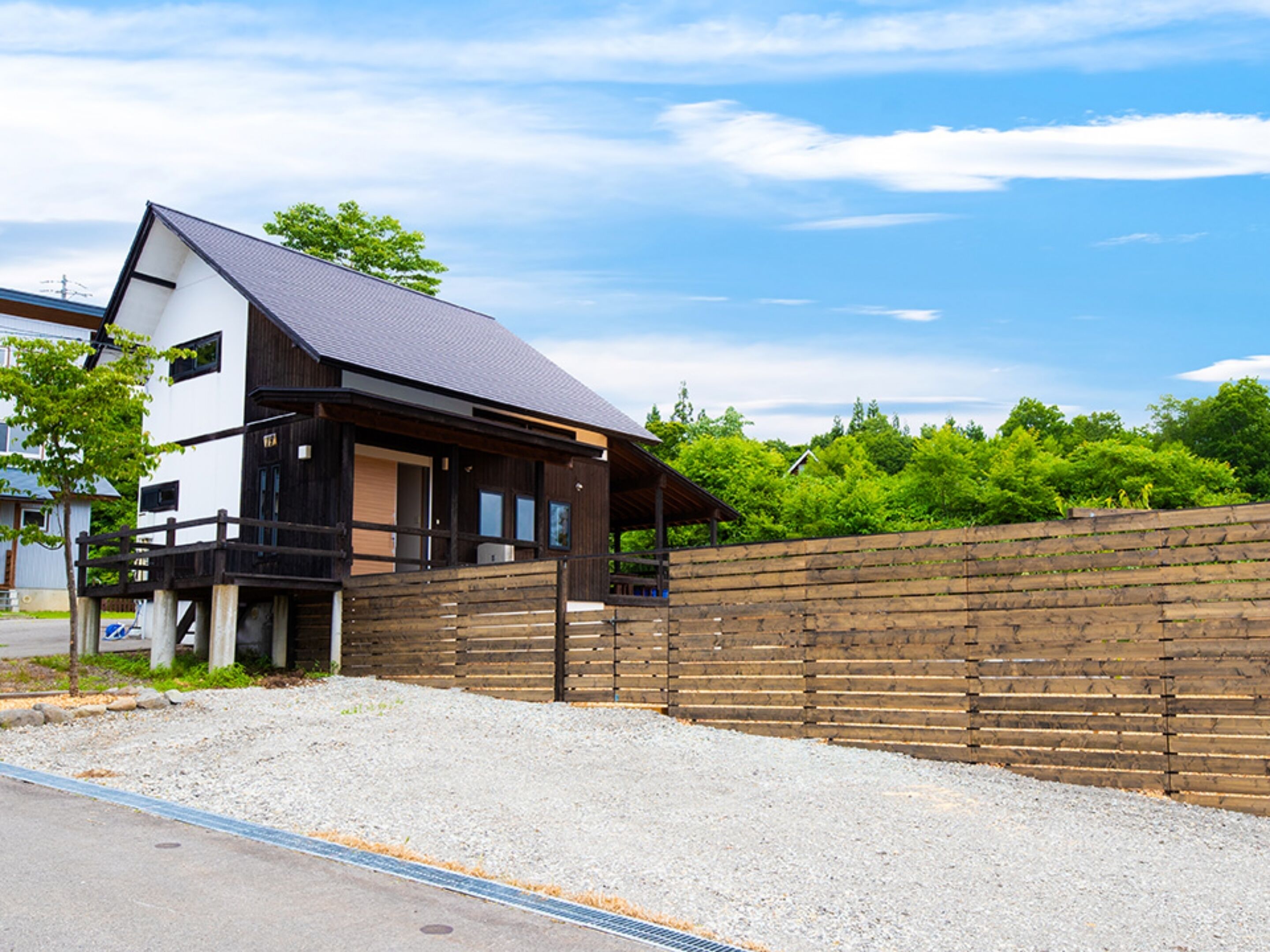 Bureau, Wi-Fi gratuit, draps fournis