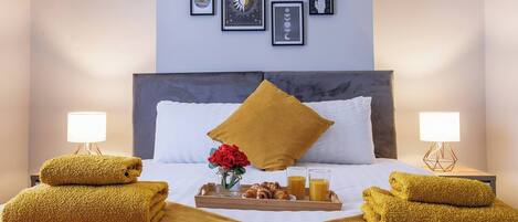 2 bedrooms, iron/ironing board, Internet, bed sheets