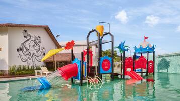 Outdoor pool, open 10:00 AM to 10:00 PM, free pool cabanas