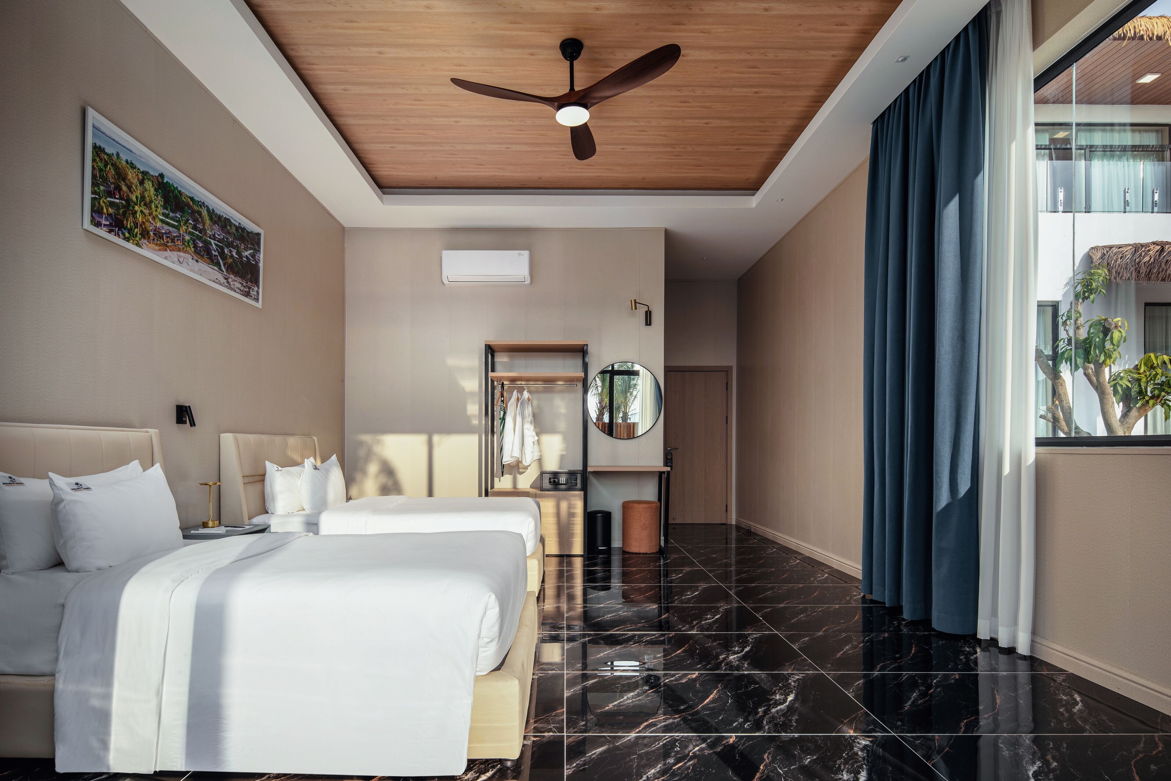 Presidential Suite Sakura 4 Bedrooms Villa Sea View | Literie de qualité, minibar, coffre-fort, bureau