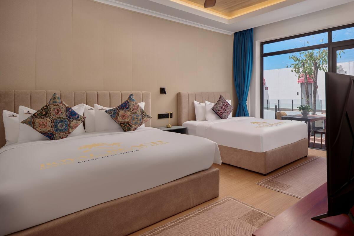 Ropa de cama de alta calidad y minibar 