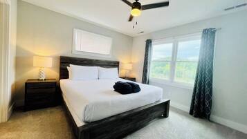 3 bedrooms, iron/ironing board, WiFi, bed sheets