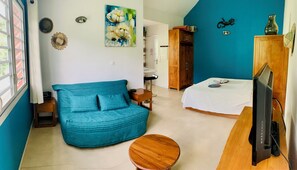 1 bedroom, iron/ironing board, travel crib, WiFi