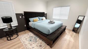 2 bedrooms, iron/ironing board, WiFi, bed sheets