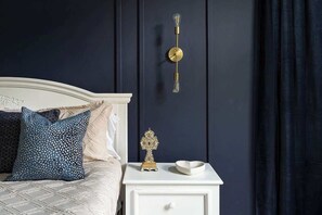 4 bedrooms, iron/ironing board, travel cot, WiFi