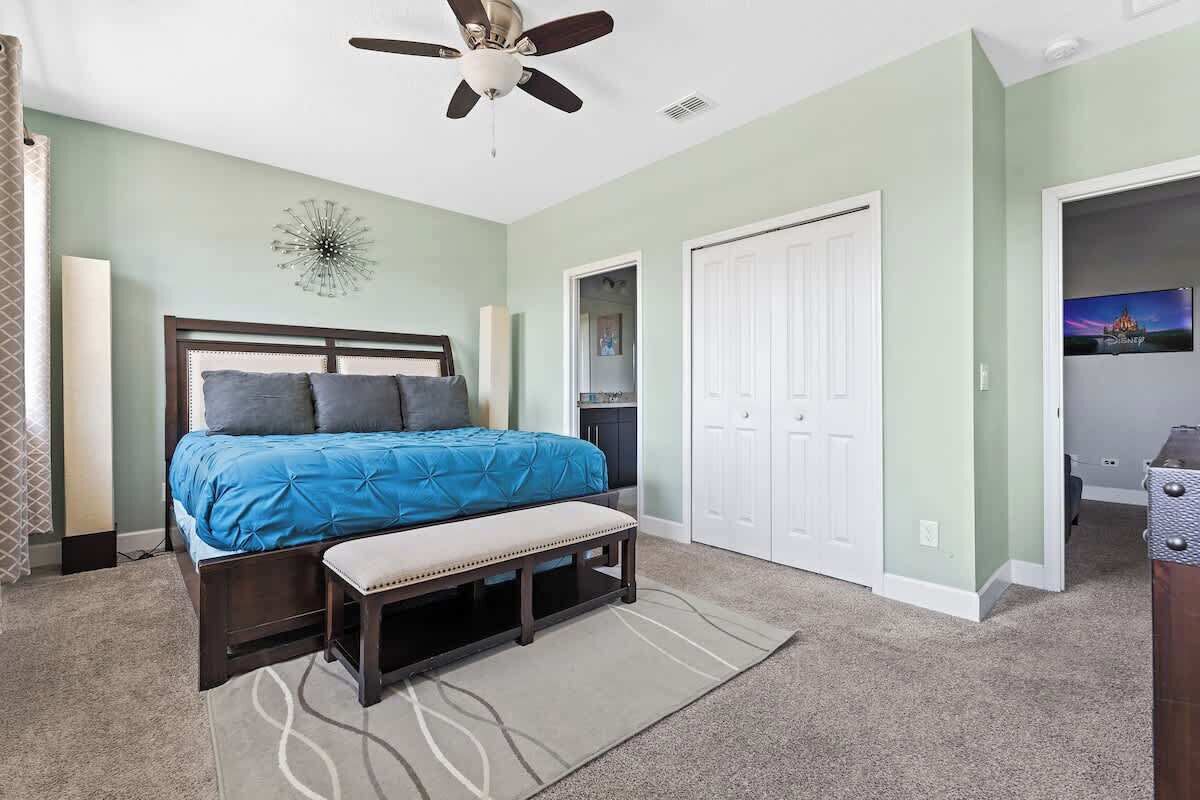 4 bedrooms, iron/ironing board, travel crib, WiFi