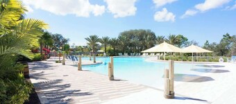 Comfortable Vacation Home up to 10 People