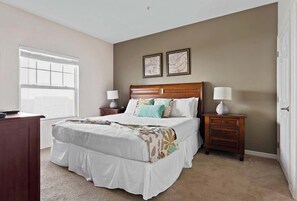 4 chambres, fer et planche à repasser, lit parapluie, Wi-Fi