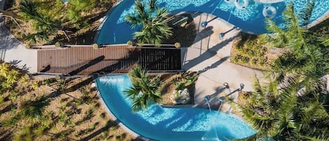 Piscine intérieure, piscine chauffée