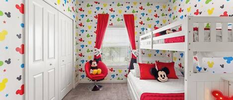 5 bedrooms, iron/ironing board, travel cot, WiFi