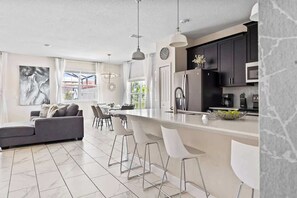 Interior - Disney Familly Lovers up to 11 Guests (Kissimmee)