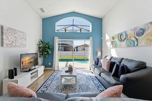 Smart TV, video games, offices - Spacious 4BR Home, Pool, Games, Pets Welcome (Kissimmee)