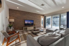 Smart TV, offices