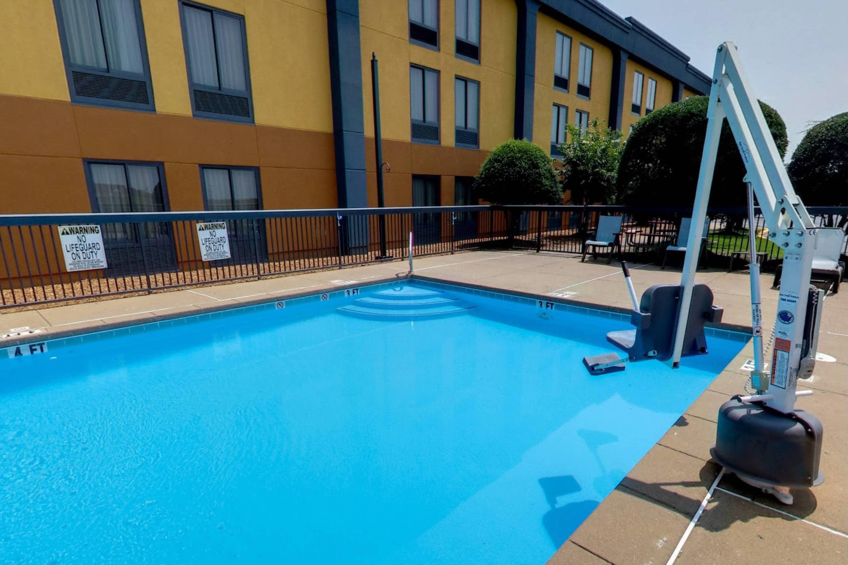 Seasonal outdoor pool