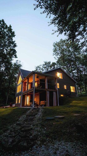 Pet Friendly Modern Hocking Hills Cabin Hot Tub