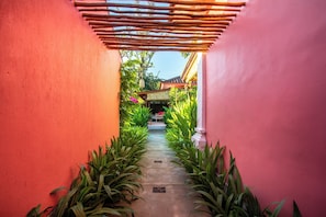 Entrada de la propiedad