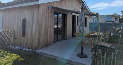 Ă 2 minutes du Bassin d'Arcachon,extension ossature bois neuve avec jardin.