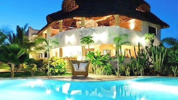 Biệt thự, 5 phòng ngủ, phù hợp cho người khuyết tật, hút thuốc | Hồ bơi