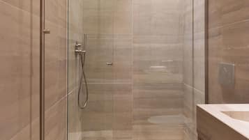 Apartment | Bathroom