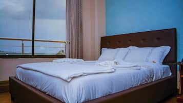 Superior Suite | Individually decorated, individually furnished, free WiFi, bed sheets