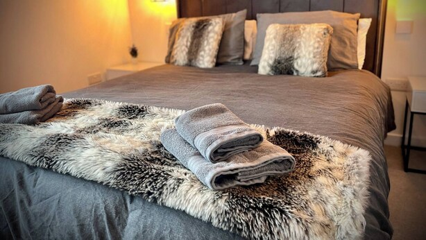 Room - Florence Coach-House Retreat Parking Wifi (Peterborough)