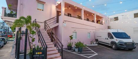 Self parking (USD 10 per day)